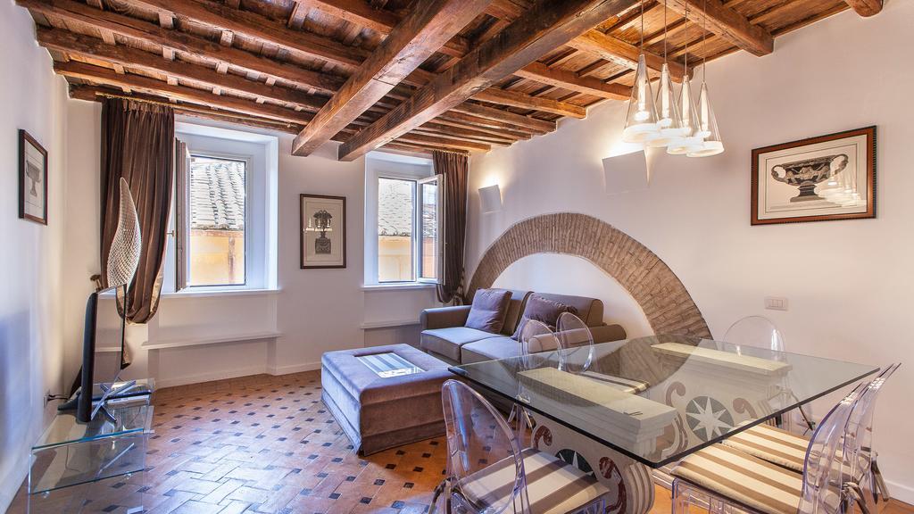 Rental In Rome - Scala Suite Buitenkant foto